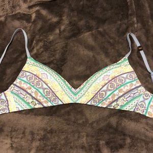 Victoria’s Secret VS wireless bra 32 DD